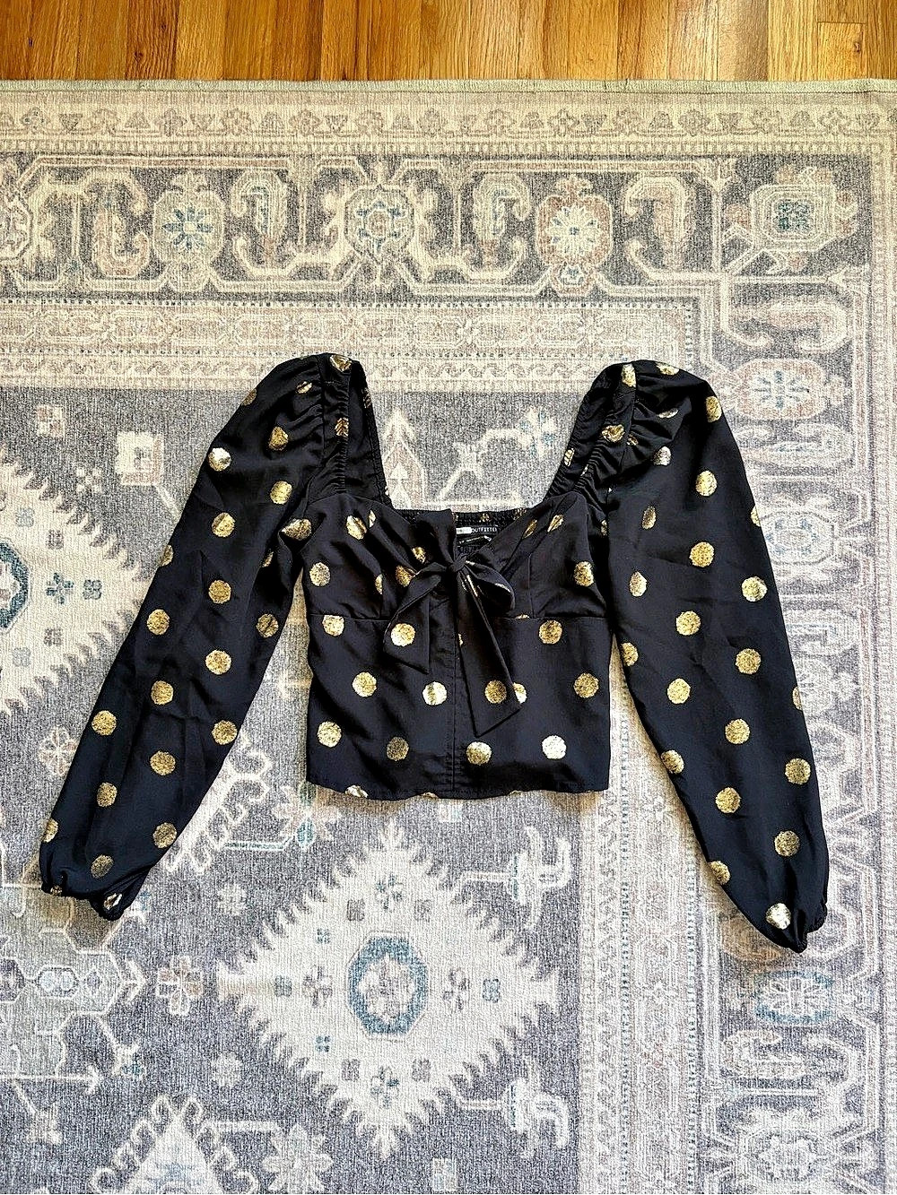 URBAN OUTFITTER Black & Gold Polka Dot Crop Top Size S-P Like New